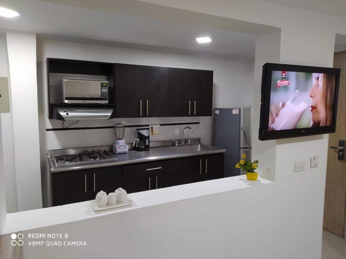Vip Apartasuites Laureles Apartment Medellin